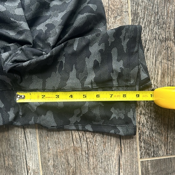 Men’s Lululemon Pace Breaker shorts size small - Picture 7 of 7